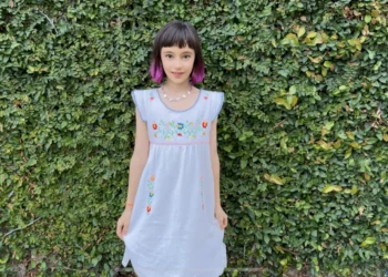 Neta de João Gilberto estreia em palcos da Bahia e do Rio em junho