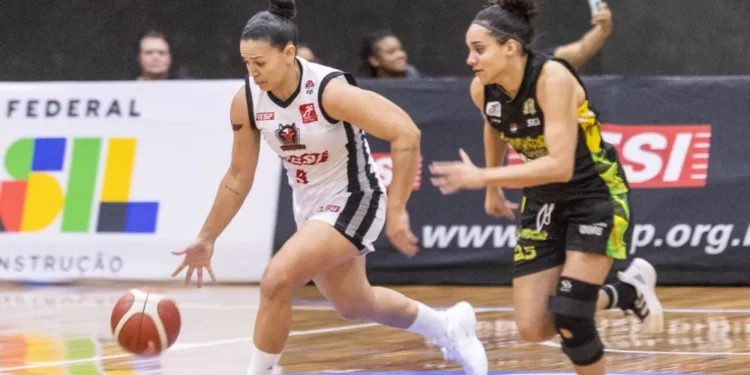 Sesi Araraquara vence quarta seguida e retoma vice-liderança