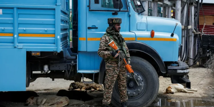 Índia lança ataque contra “infraestruturas terroristas” do Paquistão