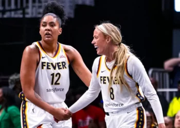 Damiris Dantas faz 9 pontos, mas Fever perde terceira seguida