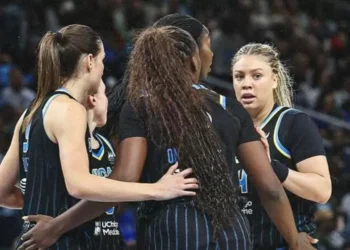 Chicago Sky, de Kamilla Cardoso, perde novamente na WNBA