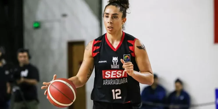 Sesi Araraquara bate Corinthians na volta de Aline Moura