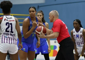 Jovem promissora brilha e Santo André vence em casa pela LBF