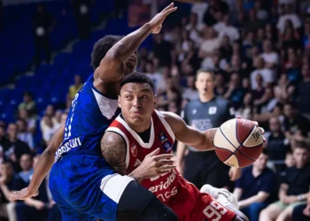 Yago dos Santos anota 16, mas Estrela Vermelha cai na semifinal