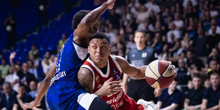 Yago dos Santos anota 16, mas Estrela Vermelha cai na semifinal