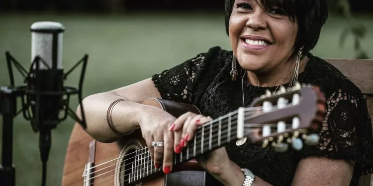 União Brasileira de Compositores homenageará Rosa Passos no Rio