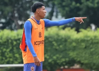 Jogador do Nova Iguaçu-RJ se pronuncia após soco em zagueiro da Lusa: “Tinha que me defender”