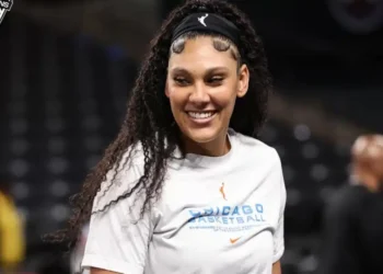 Com show de Kamilla Cardoso, Chicago Sky bate Sparks na WNBA