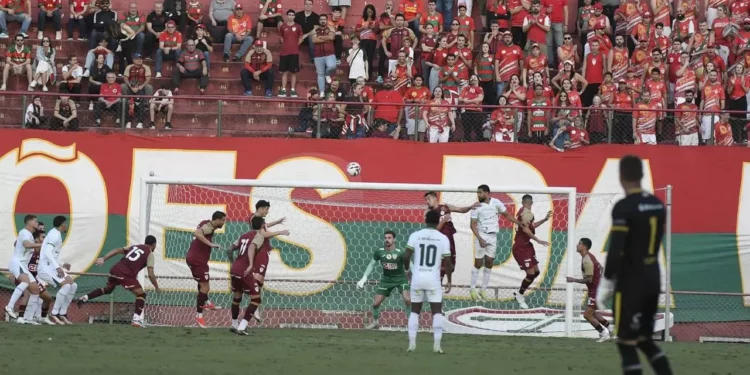 Desempenho da Portuguesa preocupa a torcida, aponta pesquisa