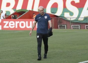 Lusa compara Cauan de Almeida a Jorginho, da Barcelusa, e causa indignação da torcida nas redes sociais