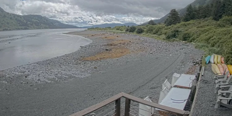 Alerta de tsunami na costa do Alasca após sismo de magnitude 7,3