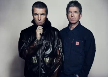 A acusação grave contra o irmão mais velho dos músicos do Oasis