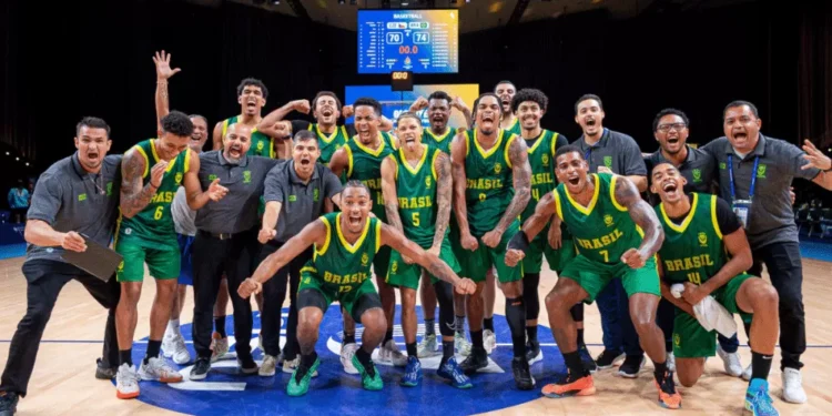 Basquete masculino segue imbatível nos Jogos Mundiais Universitários