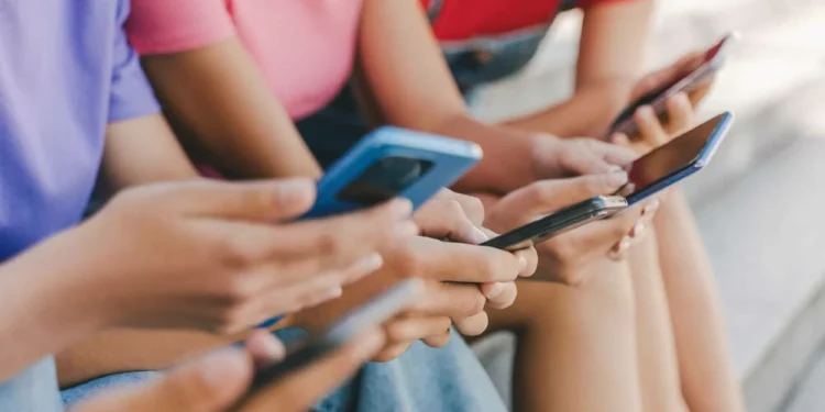 Assistir vídeos em velocidade acelerada afeta sua memória