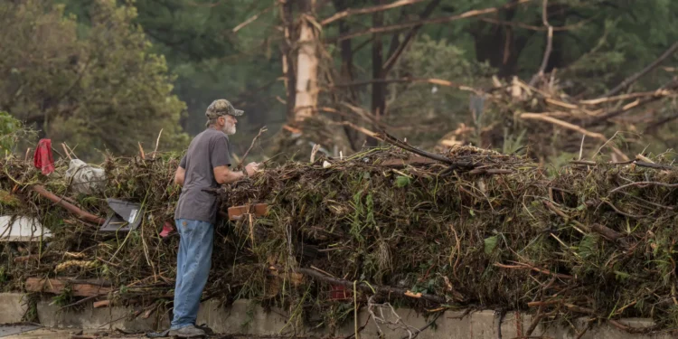 Há pelo menos 32 mortos (14 são crianças) devido às inundações no Texas