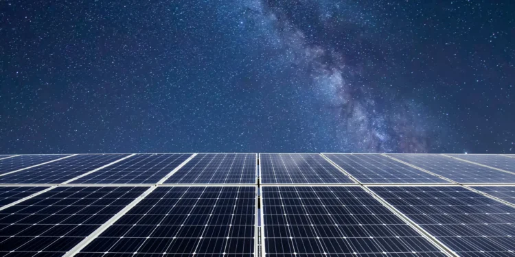 Painéis solares no espaço podem gerar 80% da energia da Europa até 2050, diz estudo