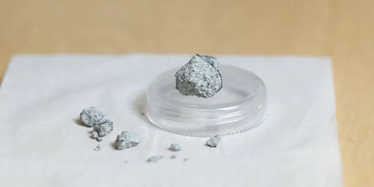 Meteorito que caiu em casa nos EUA é mais antigo que a própria Terra