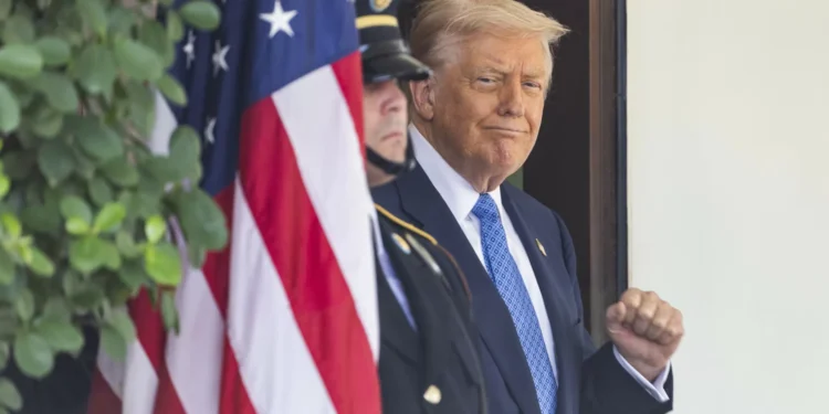 Trump sugere “trocas de território” em acordo de paz entre Kyiv e Moscovo