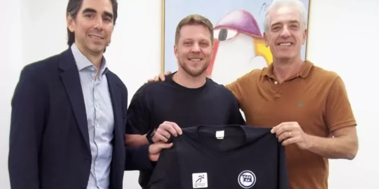 Gustavo De Conti assume Pinheiros em outubro após saída de Vitor Galvani