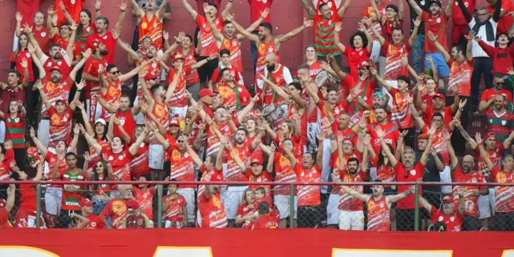 Ação de ingresso gratuito para jogo da Lusa resulta em 2 mil check-ins em 24 horas