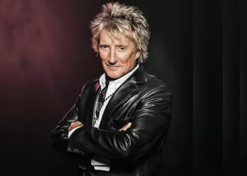 Tributo de Rod Stewart a Ozzy Osbourne causa polêmica por uso de IA de mau gosto