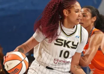 Kamilla anota 18 pontos em derrota, em casa, do Chicago Sky
