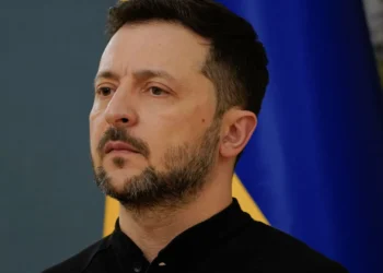 Zelensky pede a aliados para pressionarem Rússia sem se deixar enganar