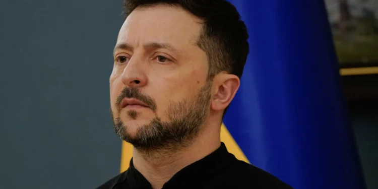 Zelensky pede a aliados para pressionarem Rússia sem se deixar enganar