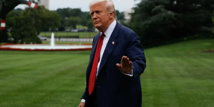 Trump assinou diretiva que permite ação militar contra cartéis de droga