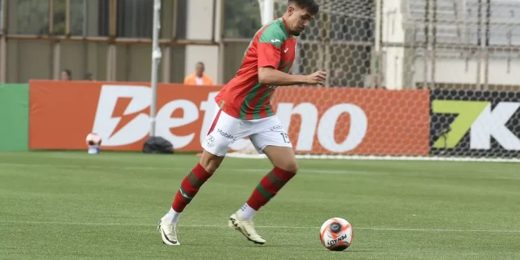 Em julgamento no STJD, Lusa evita punição a Eduardo Biazus