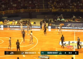 Com 27 pontos de Johnson, Mogi vence Bauru pelo Estadual