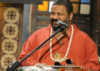 Especial de Domingo da Rádio Nacional homenageia Arlindo Cruz