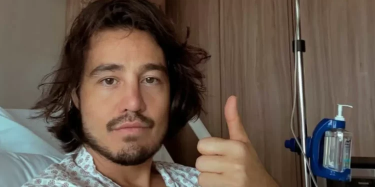 O motivo que fez Tiago Iorc ser internado às pressas