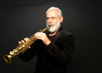 ‘Escultor do vento’, Carlos Malta homenageia Hermeto Pascoal em concerto