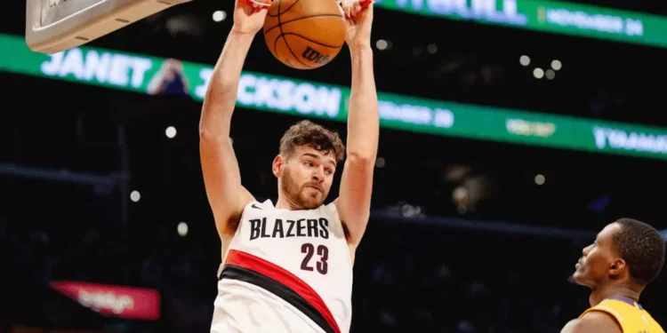 Portland de Tiago Splitter derrota Lakers sem LeBron e Doncic na NBA