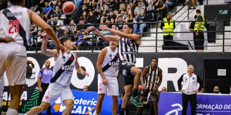 Botafogo vence o clássico carioca contra o Vasco e Brasília estreia com vitória no NBB