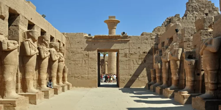 Templo milenar no Egito foi construído sobre uma ilha submersa, aponta estudo