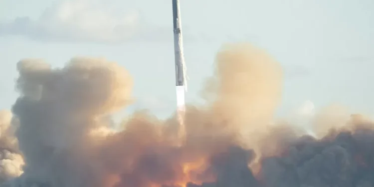 Após uma série de fracassos, SpaceX completa voo de teste da Starship