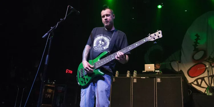 Morre Sam Rivers, baixista da banda de metal Limp Bizkit, aos 48 anos