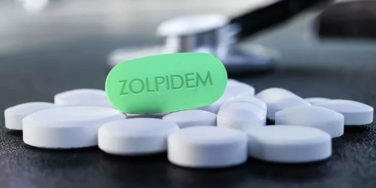 O que é Zolpidem? Conheça para que serve e quais são os riscos do remédio para dormir