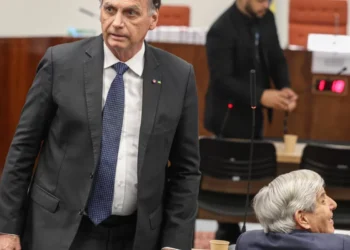 Recurso de Bolsonaro cita cerceamento de defesa e pede revisão da pena