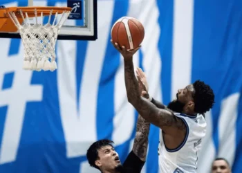 Minas vence Bauru e segue na cola do líder Flamengo no NBB 2025/2026