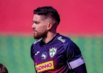 Portuguesa avalia futuro de Rafael Pascoal e Robson para 2026