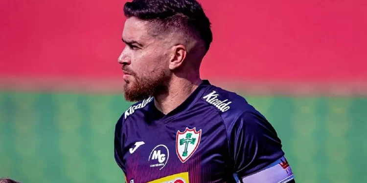 Portuguesa avalia futuro de Rafael Pascoal e Robson para 2026