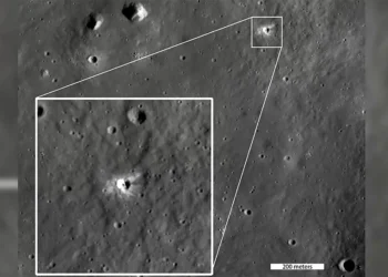 Nova cratera descoberta pela NASA é como uma “sarda” da Lua