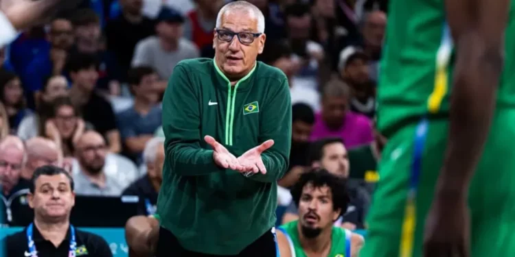 Petrovic projeta Brasil entre as potências e vê seleção “próxima de brigar por medalhas”