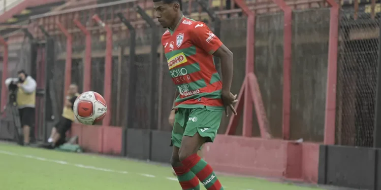 Ex-lateral da Lusa é anunciado por equipe da Série A2 do Paulista