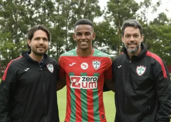 Reforço para a lateral esquerda destaca motivação e entrega na chegada à Lusa