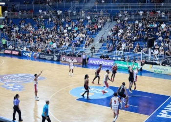 Flamengo domina Franca no Pedrocão e mantém 100% no NBB