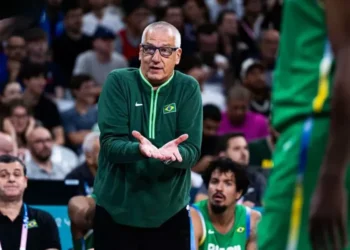 Petrovic projeta Brasil entre as potências e vê seleção “próxima de brigar por medalhas”